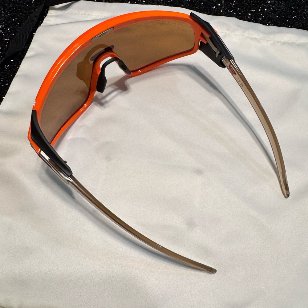 Oakley Orange Sporty Sunglasses - Picture 13 of 13